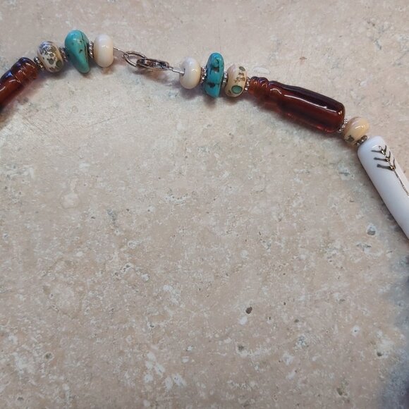 OOK Cowboy and Indian lampwork glass bead necklace - Picture 3 of 3